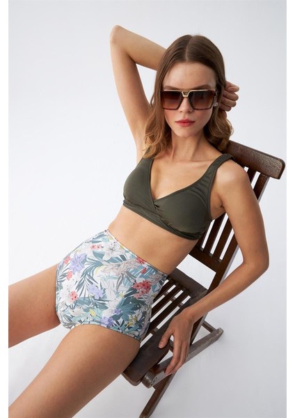 Akbeniz Kadın Haki Pedli Üst ve Yüksek Bel Çiçek Desenli Bikini Takımı