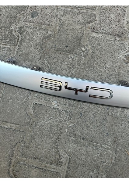 Byd Atto 3 Ön Panjur 2023> Nikelajlı Yazılı SC2EM-2803114 modelleri