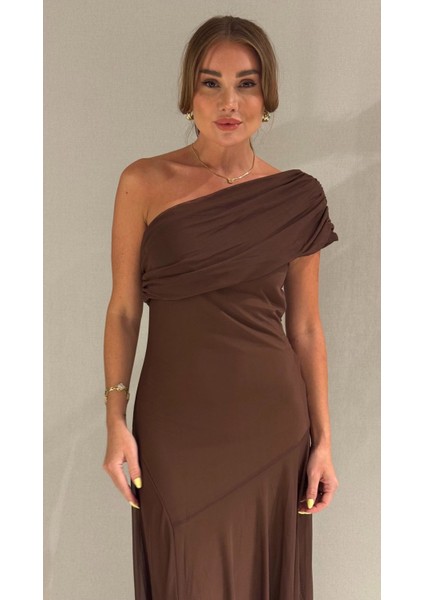 Marvel 05177 Uzun Elbise fiyatları