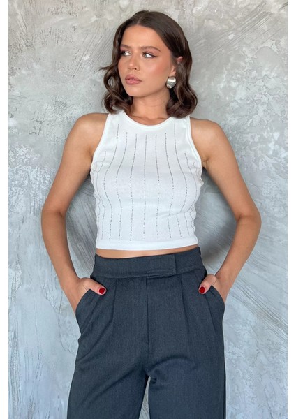 Kadın Likralı Taşlı Sıfır Kol Bluz P-00017700