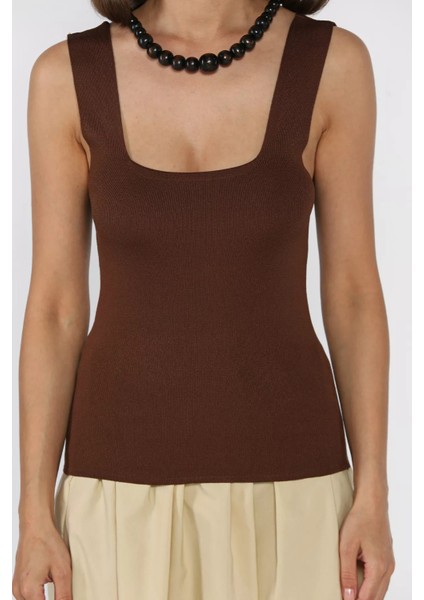 Kare Yaka Askılı Likralı Kadın Triko Bluz P-00017658 fırsatları