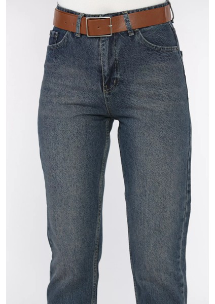 Kadın Kemer Detaylı Mom Jean Kot Pantolon P-00015008 fırsatları