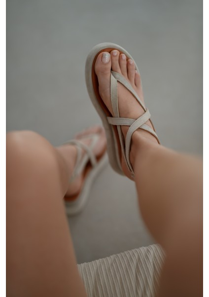 Olia Hakiki Deri Parmak Arası Bilekten Bağlamalı Kadın Sandalet- Bej Süet