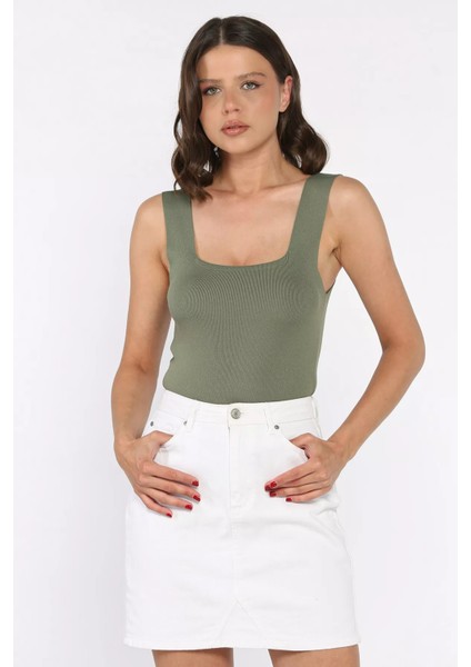 Kare Yaka Askılı Likralı Kadın Triko Bluz P-00017658