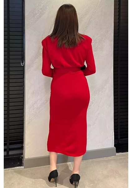 Kadın Omuz Vatkalı Taşlı Kemerli Yırtmaçlı Triko Elbise P-00014470 fırsatları