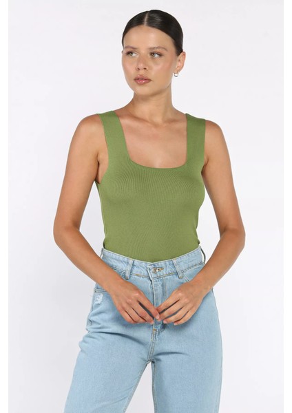 Kare Yaka Askılı Likralı Kadın Triko Bluz P-00017658 fiyatları