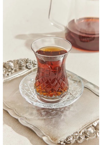 Diamonds Desenli Lüks Çay Bardak Takımı