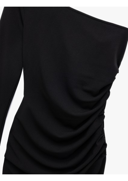 Krep Scuba Kumaş Drape Detaylı Uzun Kollu Tek Omuz Mini Elbise fırsatları