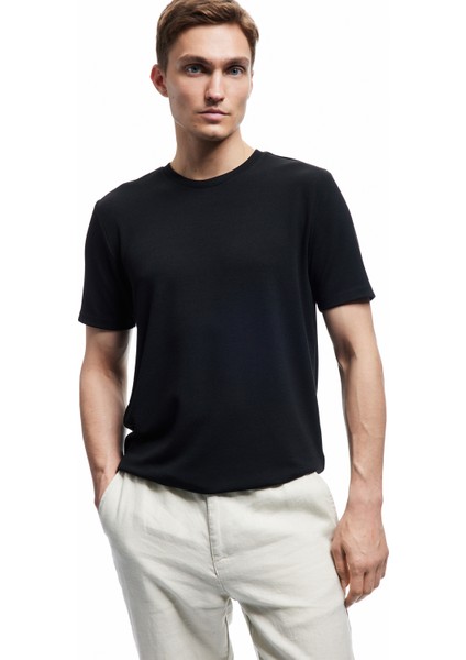 Kısa Kollu Bisiklet Yaka Basic Slim Fit Tişört