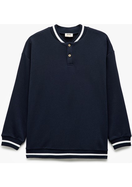 Bisiklet Yaka Uzun Kollu Düğme Detaylı Oversize Sweatshirt