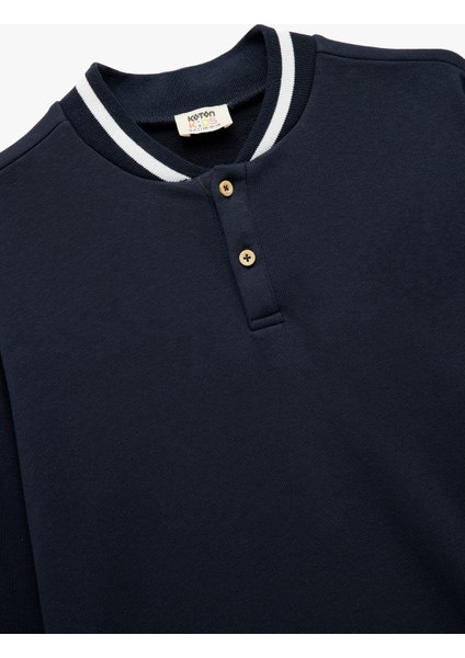 Bisiklet Yaka Uzun Kollu Düğme Detaylı Oversize Sweatshirt modelleri