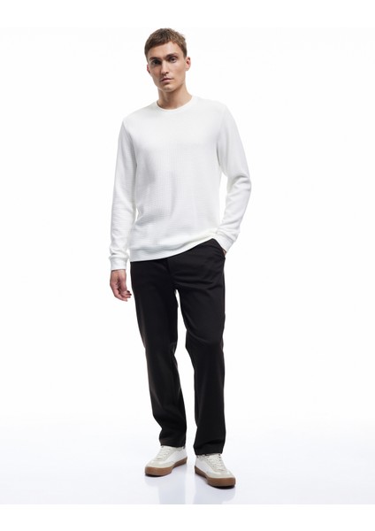 Pamuklu Uzun Kollu Dokulu Basic Bisiklet Yaka Sweatshirt