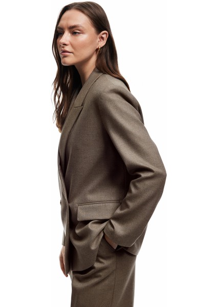 Çift Cepli Uzun Kollu Kruvaze Blazer Ceket