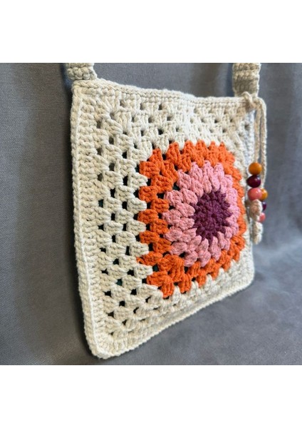 El Örgüsü Ahşap Boncuk Detaylı Mandala Model Omuz Çantası