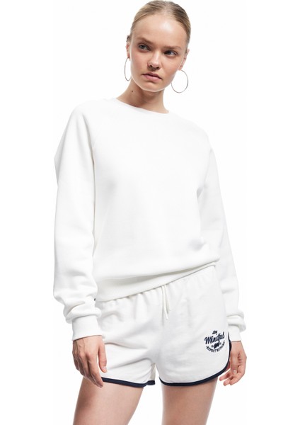 Şardonlu Uzun Kollu Bisiklet Yaka Basic Oversize Sweatshirt fiyatları