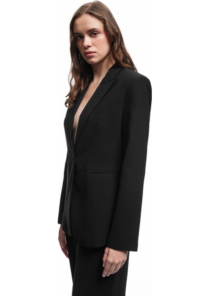 Krep Kumaş Astarlı Düğmeli Uzun Kollu Kruvaze Blazer Ceket fiyatları