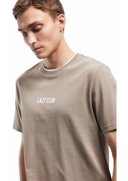 Kısa Kollu Regular Fit Bisiklet Yaka Renk Kontrastlı Pamuklu Baskılı Tişört