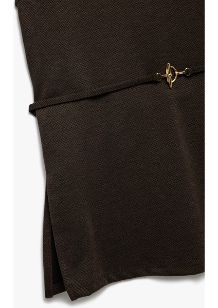 Metal Aksesuarlı Dik Yaka Kolsuz Kemerli Uzun Bluz indirimleri