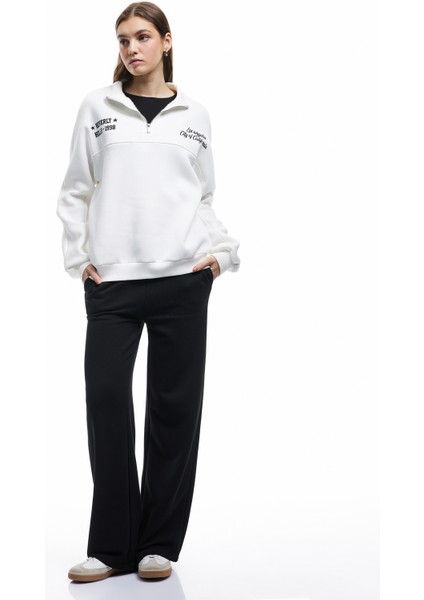 Şardonlu Uzun Kollu Arkası Baskılı Yarım Fermuarlı Sweatshirt fiyatları