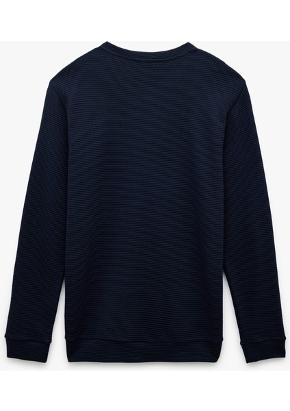 Pamuklu Uzun Kollu Dokulu Basic Bisiklet Yaka Sweatshirt fırsatları