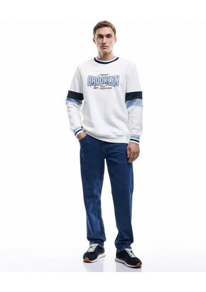 Şardonlu Uzun Kollu Bisiklet Yaka Renk Bloklu Kolej Baskılı Sweatshirt fiyatları