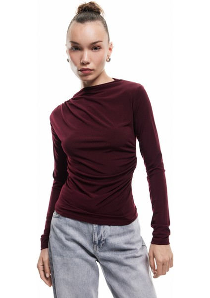 Drape Detaylı Dar Kesim Uzun Kollu Tişört