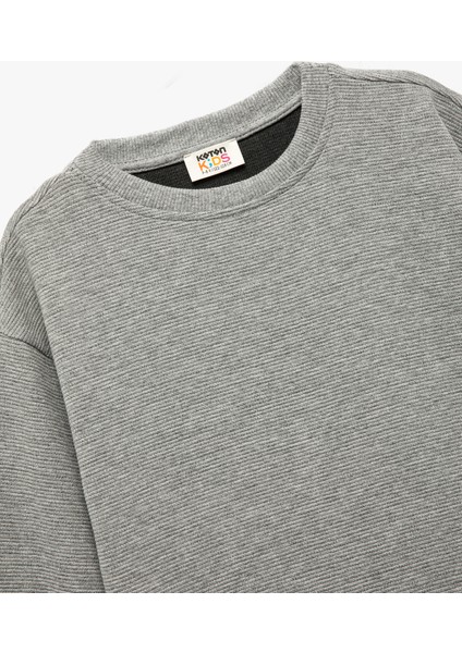 Uzun Kollu Bisiklet Yaka Şardonlu Basic Sweatshirt modelleri