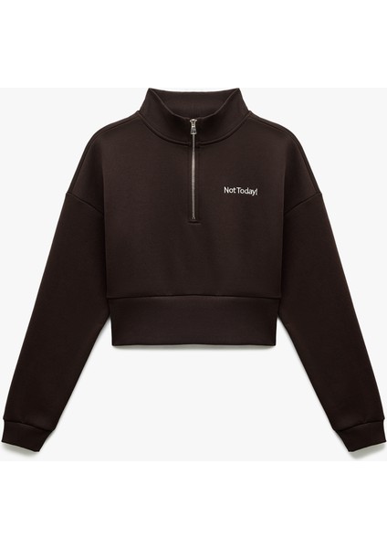 Pamuklu Yarım Fermuarlı Şardonlu Baskılı Crop Sweatshirt modelleri