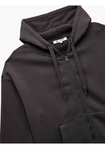 Şardonlu Uzun Kollu Kapüşonlu Kanguru Cepli Oversize Fermuarlı Sweatshirt modelleri