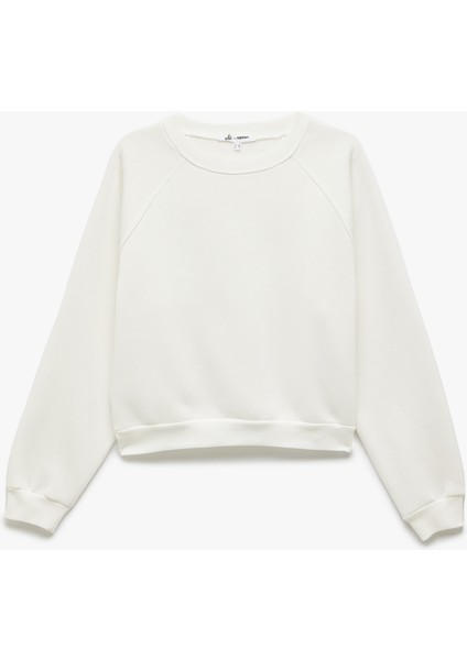 Üç Iplik Şardonlu Dikiş Detaylı Bisiklet Yaka Oversize Sweatshirt modelleri