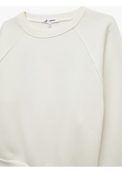 Üç Iplik Şardonlu Dikiş Detaylı Bisiklet Yaka Oversize Sweatshirt indirimleri