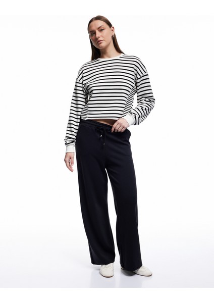Modal Karışımlı Normal Bel Cepli Geniş Düz Paça Eşofman Altı