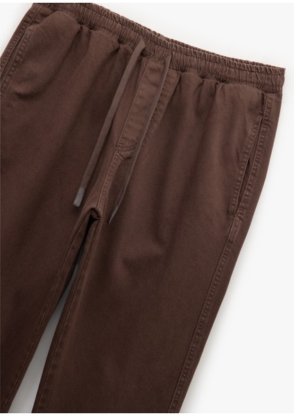 Cep Detaylı Pamuklu Straight Fit Beli Bağcıklı Gabardin Pantolon