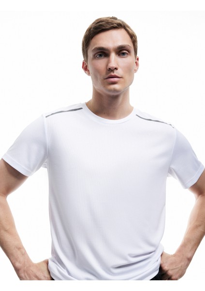 Kısa Kollu Regular Fit Çizgi Detaylı Bisiklet Yaka Spor Tişört