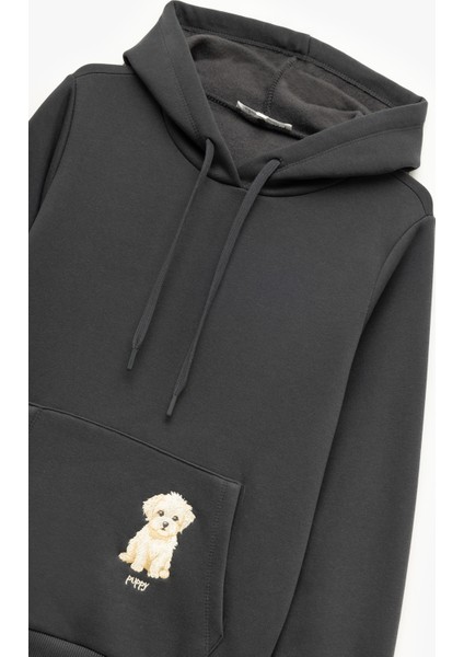 Şardonlu Uzun Kollu Kapüşonlu Köpek Nakışlı Kanguru Cepli Sweatshirt indirimleri
