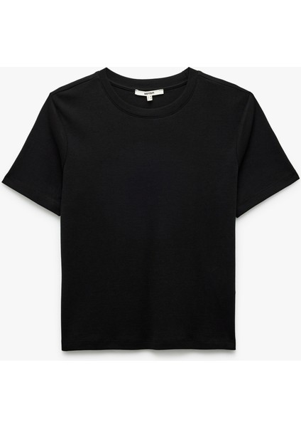 Pamuklu Kısa Kollu Bisiklet Yaka Basic Tişört modelleri