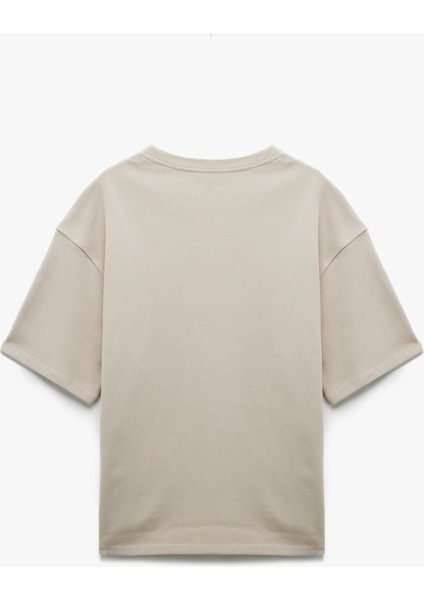 Pamuklu Kısa Kollu Bisiklet Yaka Oversize Basic Tişört fırsatları