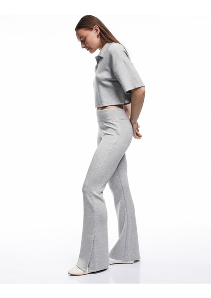 Slim Fit Paçaları Yandan Yırtmaç Detaylı Ispanyol Paça Tayt
