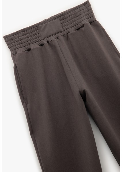 Beli Lastikli Yüksek Bel Cepli Rahat Kalıp Jogger Eşofman Altı modelleri