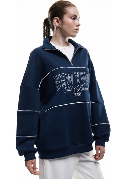 Oversize Uzun Kollu Fermuarlı Yaka Şardonlu Sweatshirt