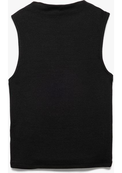 Basic Slim Fit Dik Yaka Modal Kolsuz Bluz fırsatları