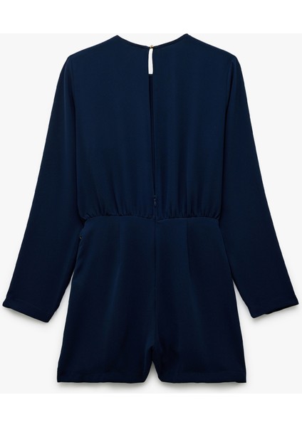 Krep Kumaş Bisiklet Yaka Metal Aksesuarlı Uzun Kollu Mini Elbise indirimleri