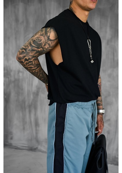 Erkek Oversize Dokulu Yuvarlak Yaka Kolsuz T-Shirt Siyah fırsatları