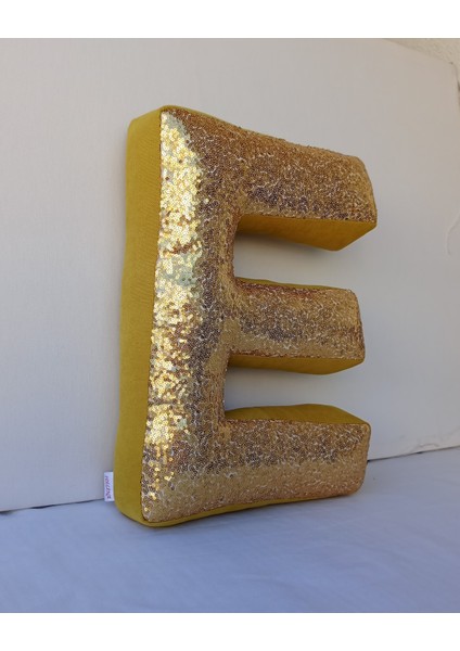 Gold 'E' Harf Kırlent, Yastık