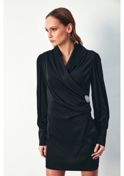 Broşlu Kruvaze Bluz - Siyah indirimleri