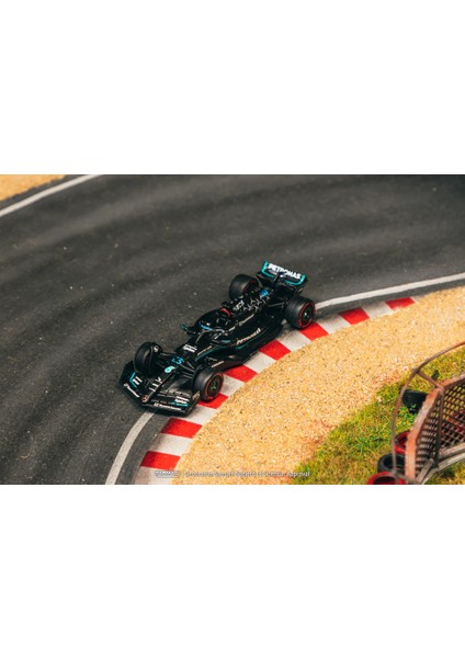 Works x Ixo Models 1:64 Mercedes-Amg F1 W14 E Performance - Spanish Gp 2023 George Russell Model Araba fırsatları