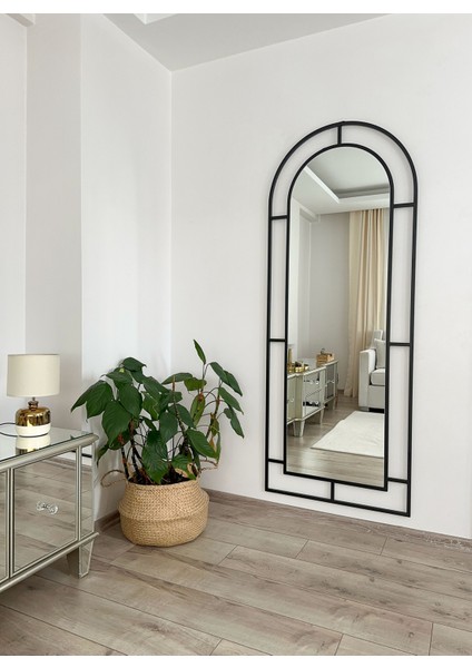 Siyah Metal Çerçeveli 180X70 cm Pencere Model Oval Ayaklı Boy Aynası indirimleri