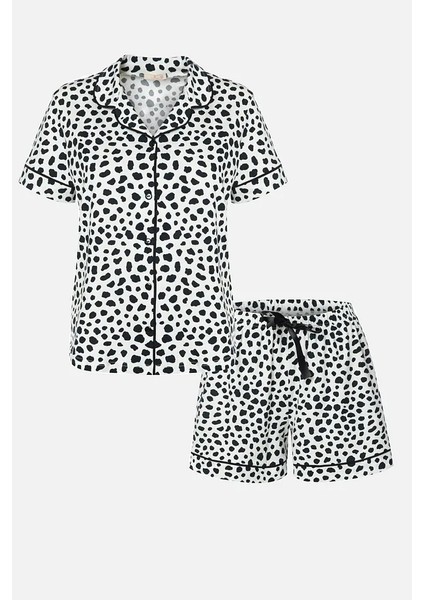 Kadın Pamuklu Dalmaçya Desenli Gömlek Yakalı Şortlu Pijama Takımı