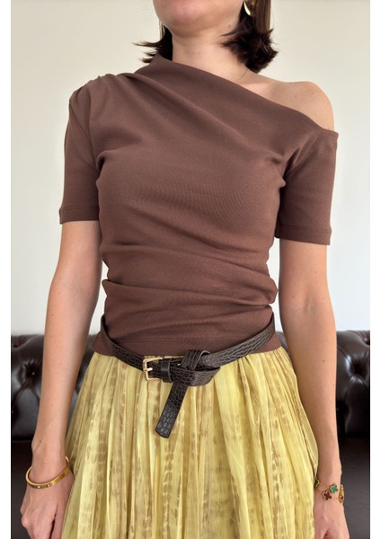 Açık Omuzlu Tasarım Tshirt- Kahverengi fiyatları