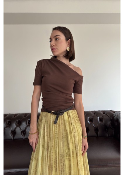 Açık Omuzlu Tasarım Tshirt- Kahverengi fırsatları